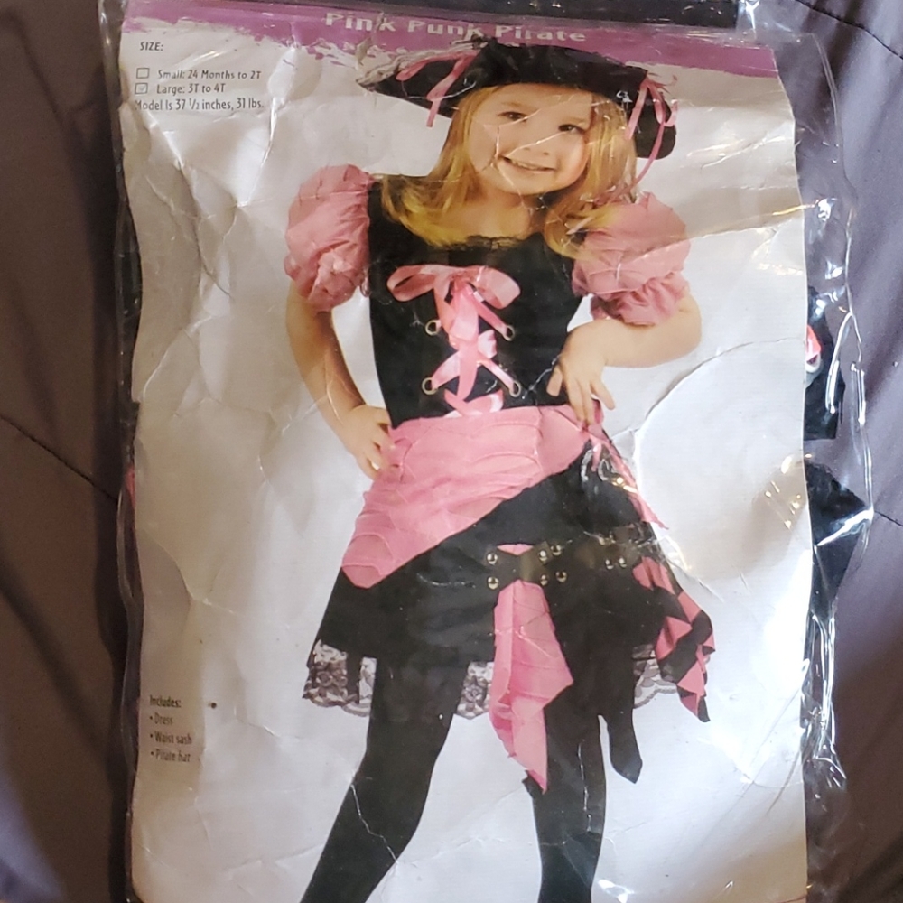 Pink punk pirate